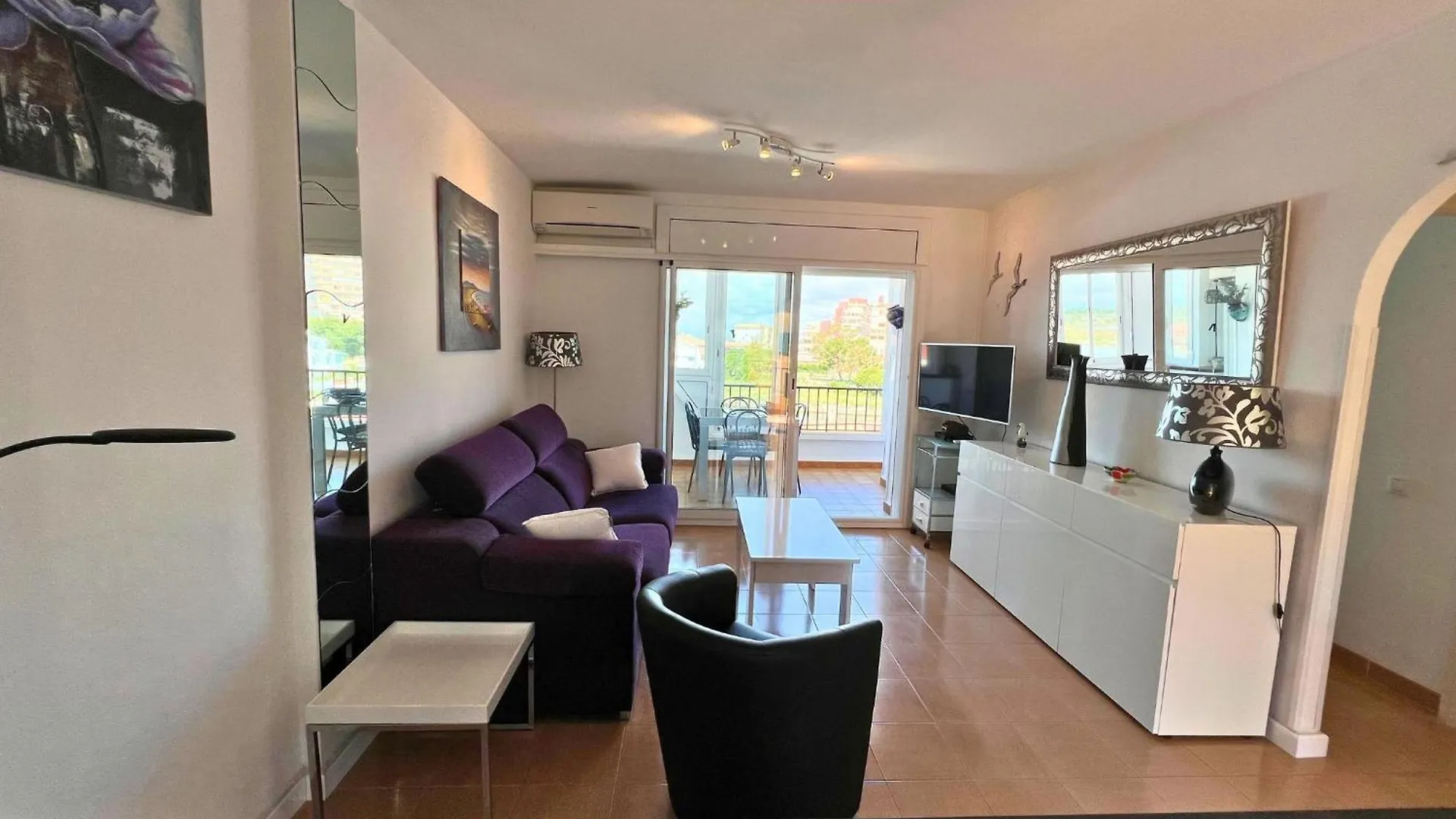 Ibr- Romina 3F Apartment Roses