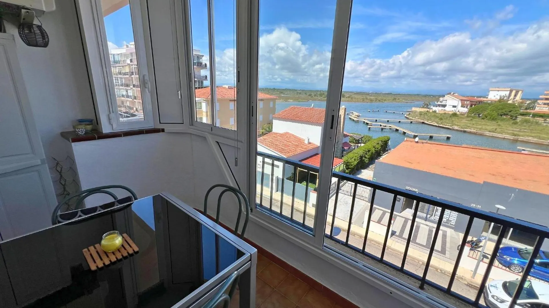 Ibr- Romina 3F Apartment Roses